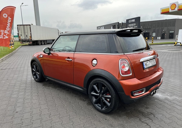 MINI Cooper S cena 37000 przebieg: 231000, rok produkcji 2010 z Garwolin małe 37